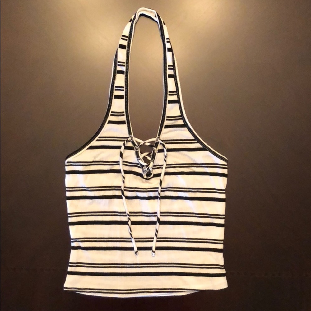 Tilly’s halter crop top